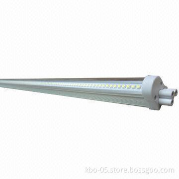 T5 Tubes with Full Length Ribbed Aluminum Heatsink, Impact Resistance and Polycarbonate Lens